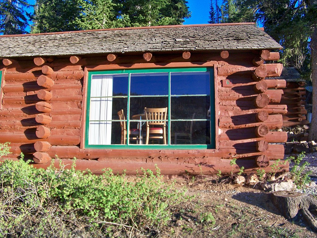 Navajo Lake Lodge